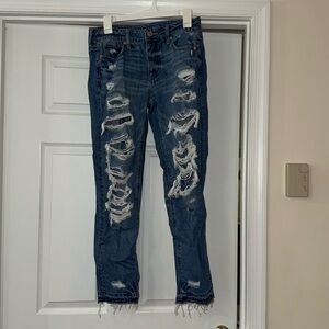 American Eagle Tomgirl Mid Rise Jean